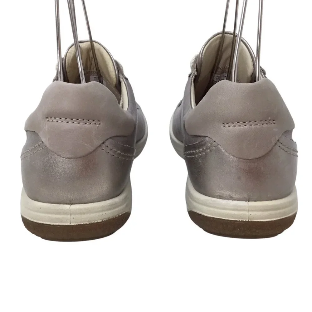 ECCO Chase II Sneakers 41 or US 10/10.5 Leather Lace Up Comfort Bronze Metallic